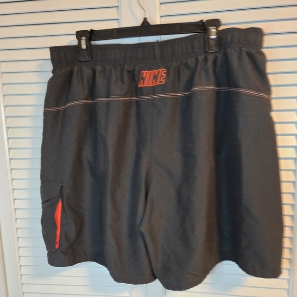 Nike Swim Trunks Medium Mens Retro Gray Orange Logo Lined Mesh Pockets Size XXL - Picture 3 of 6